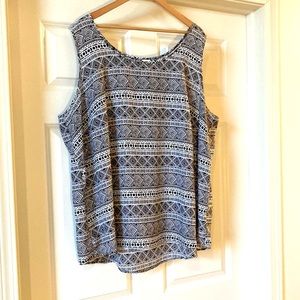 Plus Size Women’s Aztec Style tank top - 4X